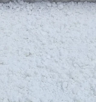 Drying arrowroot starch traditionally in Sun Green Farms